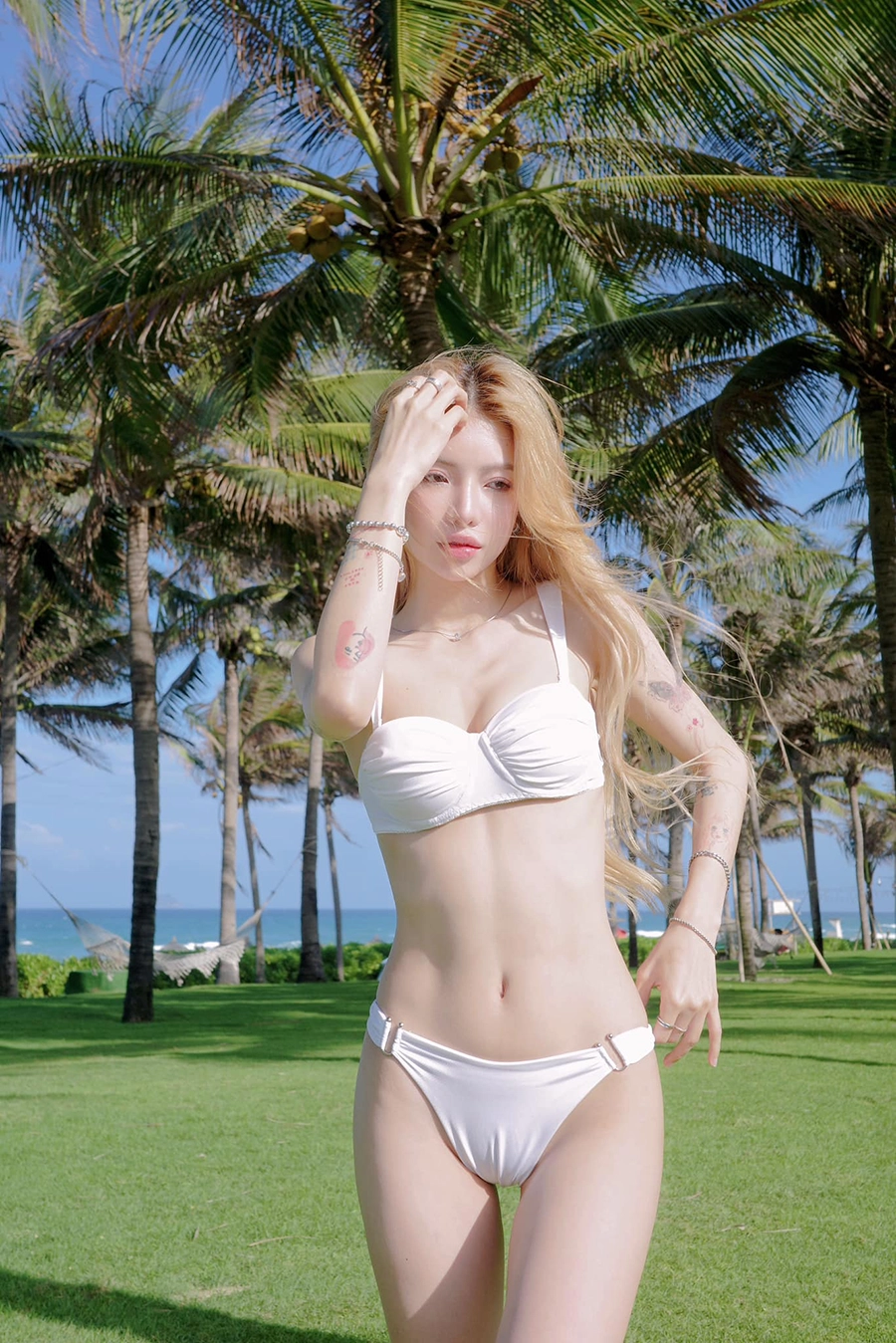 Hot tiktoker khuấy đảo Douyin và iwinclub biz